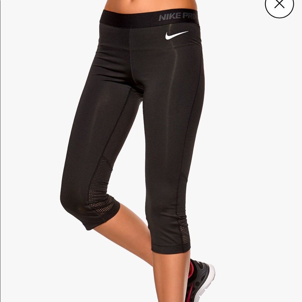 Nike Pro hypercool capri legging